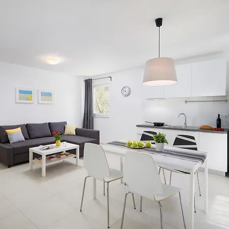 Lemechi Casa Girasole