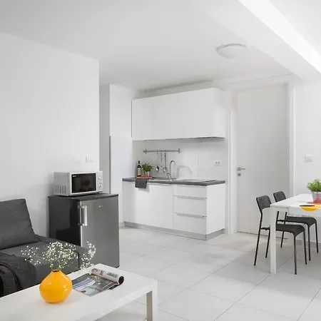 아파트 Lemechi Casa Girasole *