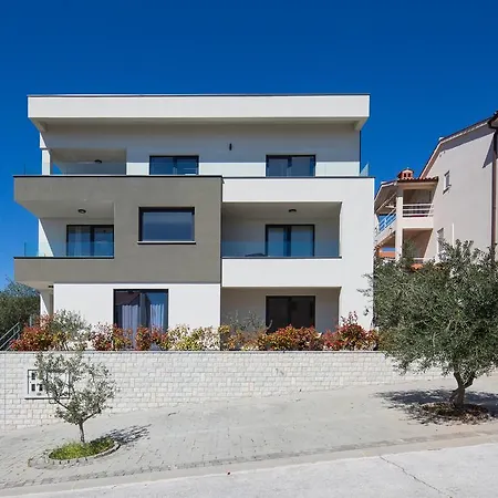 Lemechi Casa Girasole